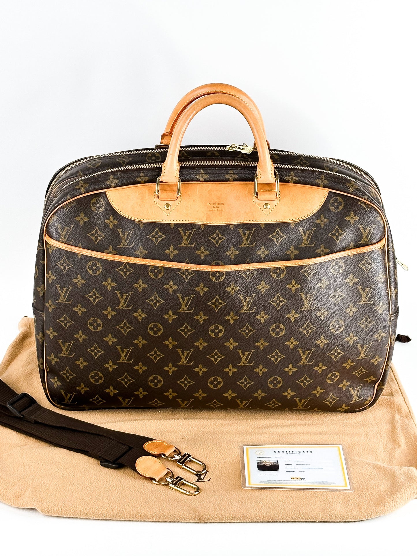 Louis Vuitton Vintage Monogram
Canvas Alize 24 Heures Weekender