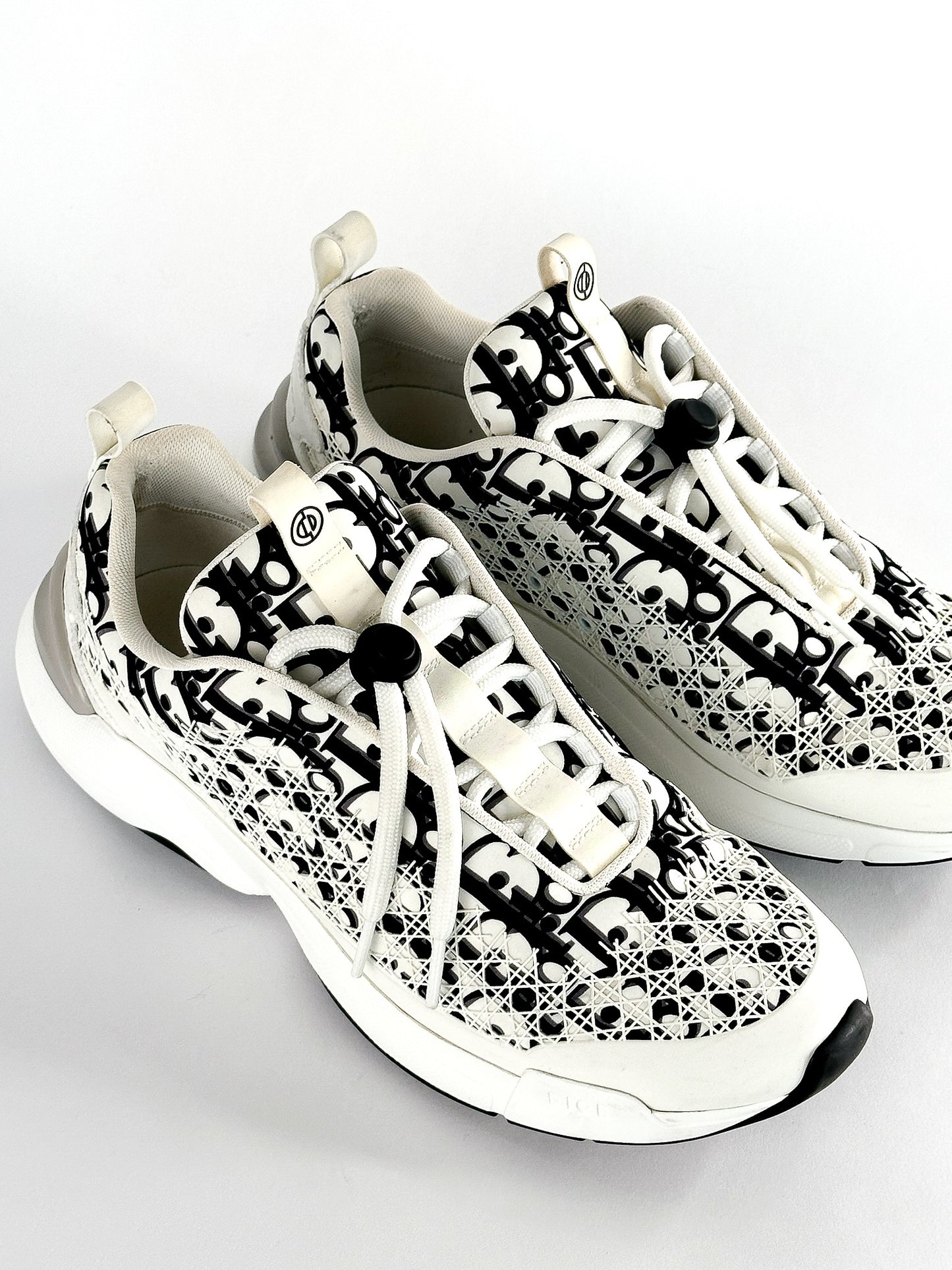 Dior B24 White Black Oblique Cannage Runners Size US 10 / 43