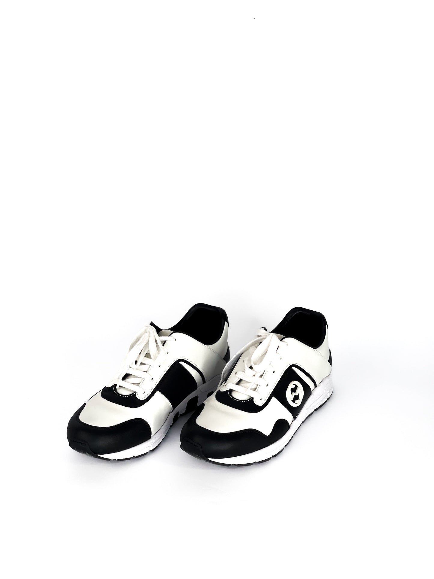 Gucci Calfskin Interlocking G Sneakers Black White Size 39