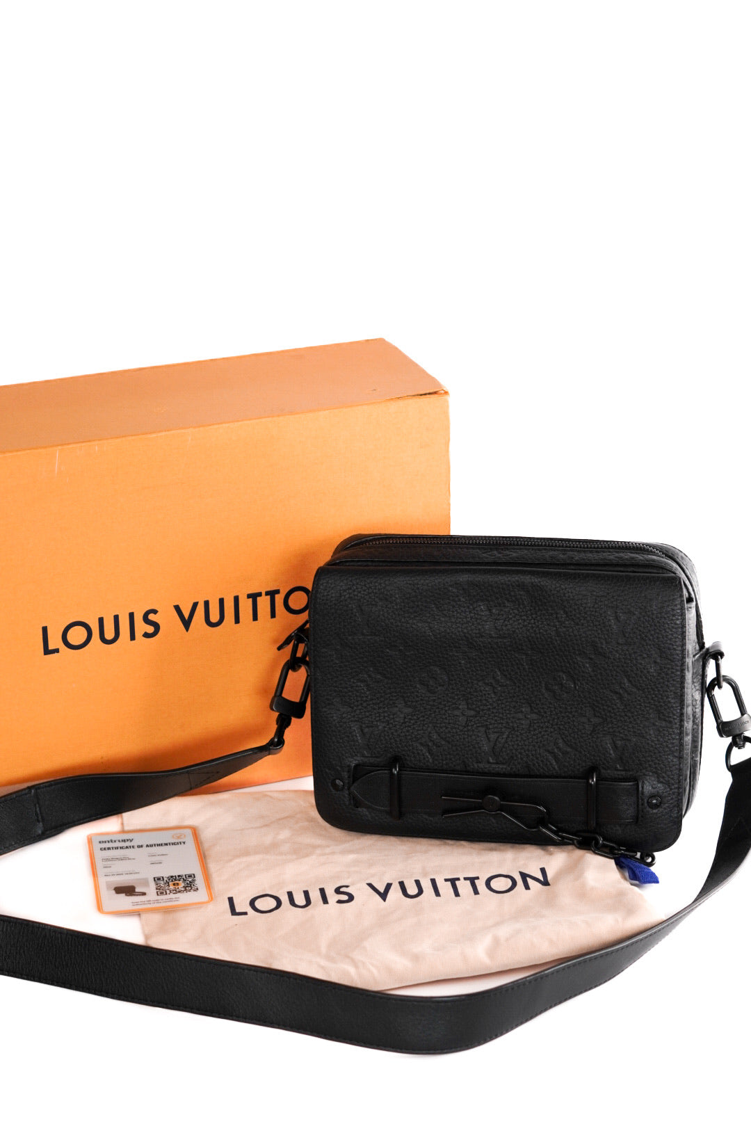 Louis Vuitton Black Monogram Taurillon Steamer Messenger
Microchipped