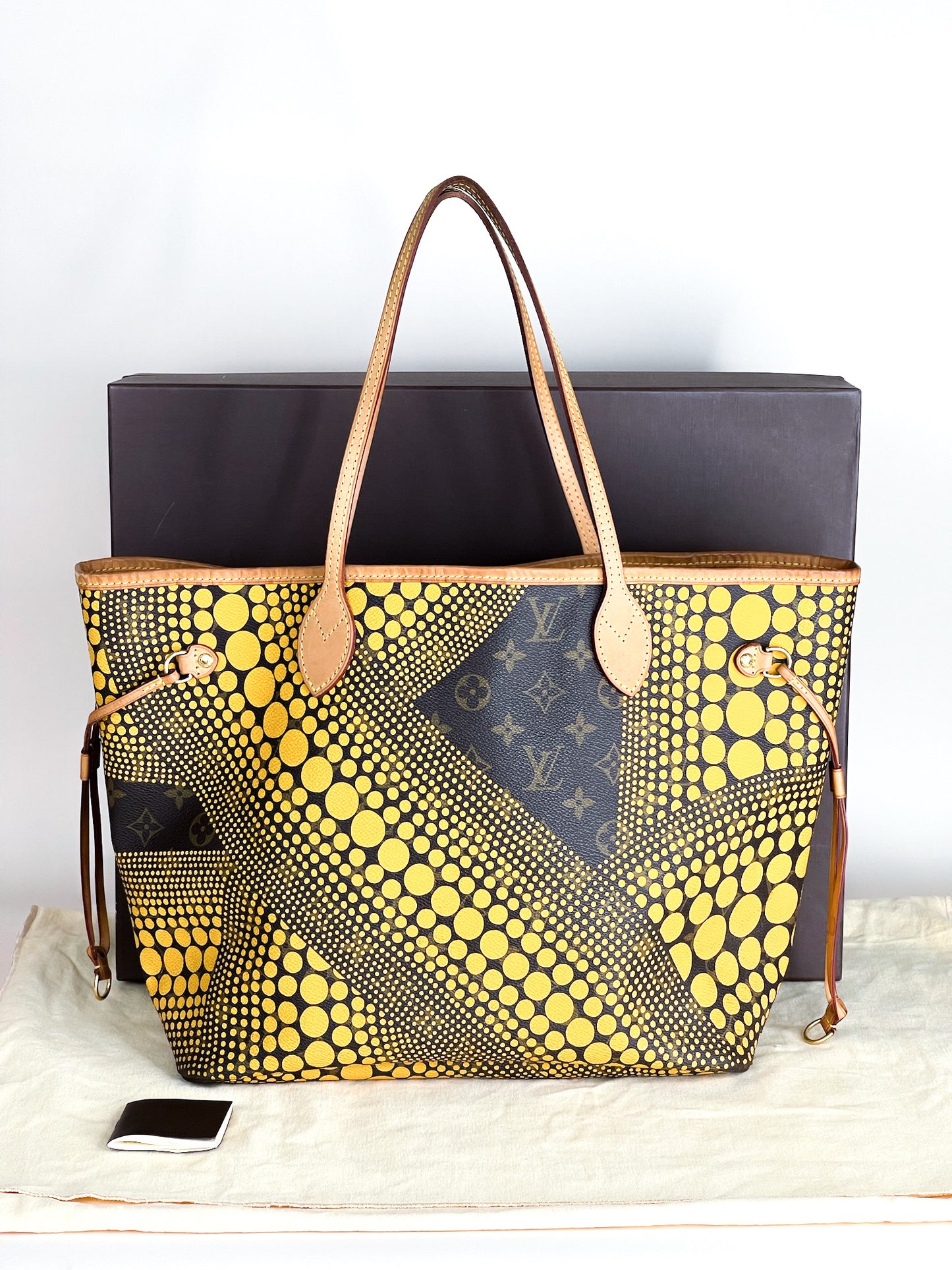 Louis Vuitton Neverfull Yayoi Kusama X Limited Edition Wave Monogram MM Tote Bag