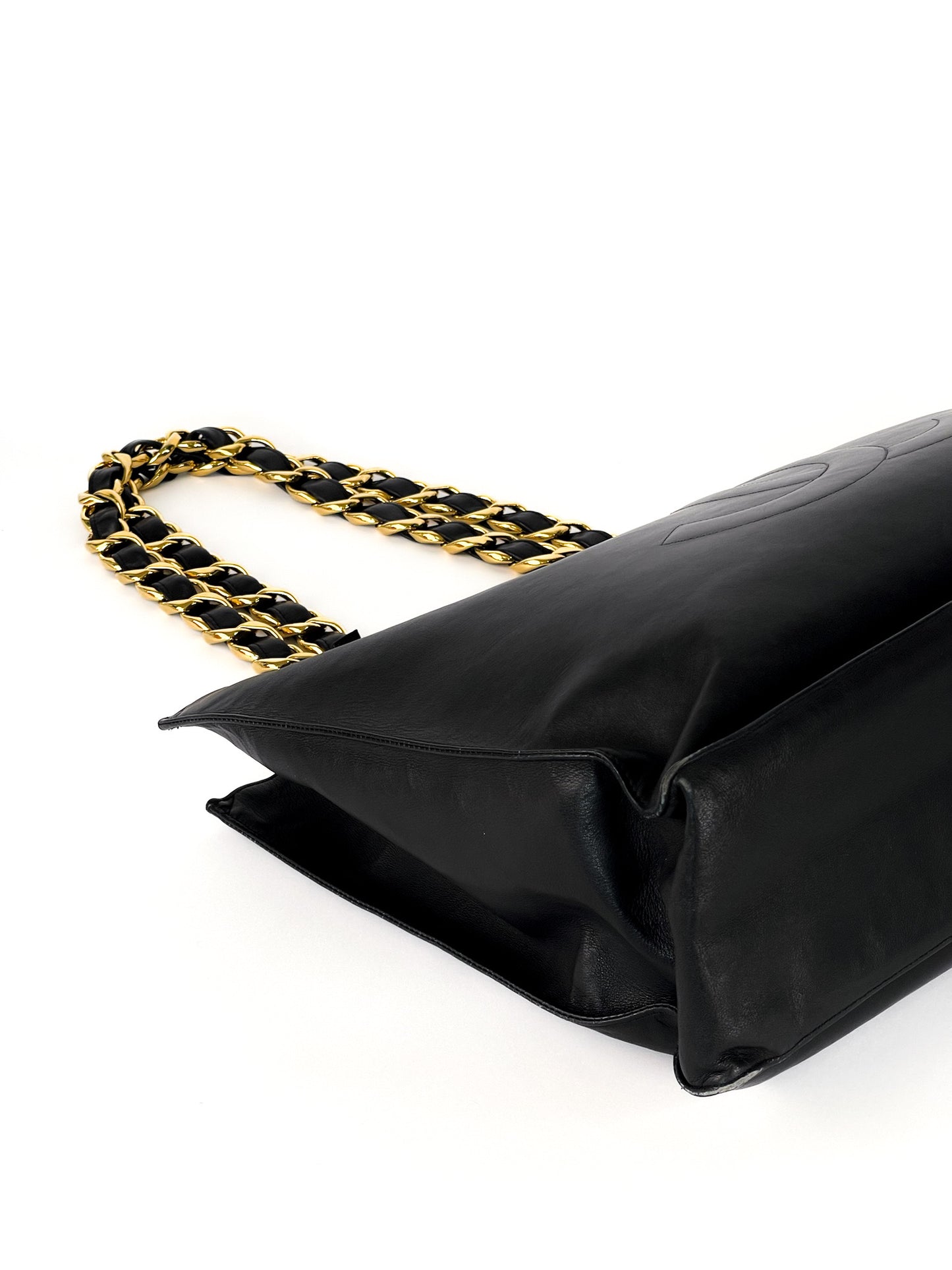 Chanel Vintage CC Logo Chain Tote Bag GHW