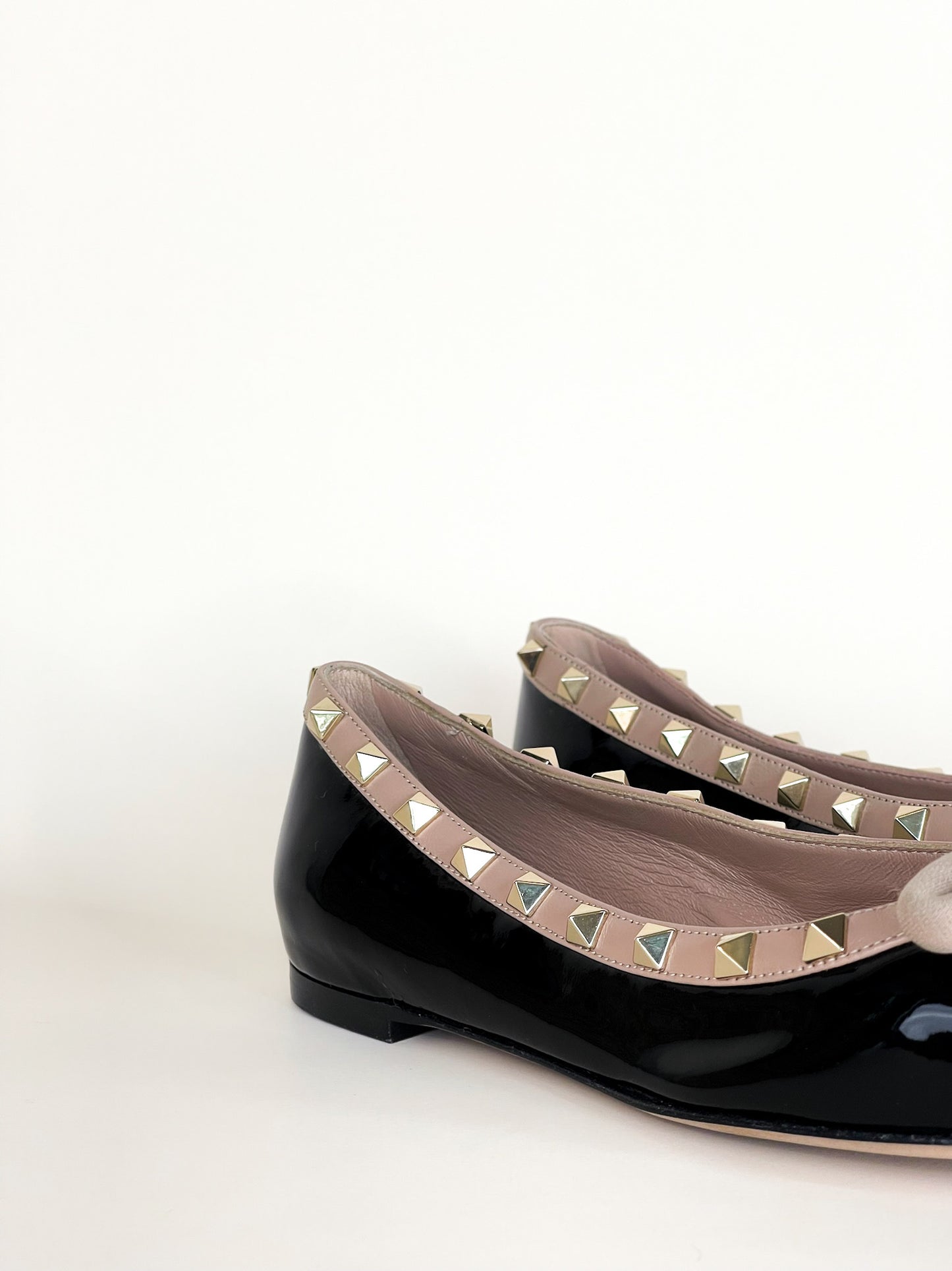 Valentino Garavani Rockstud Patent Bow Ballerina Flats Size 36