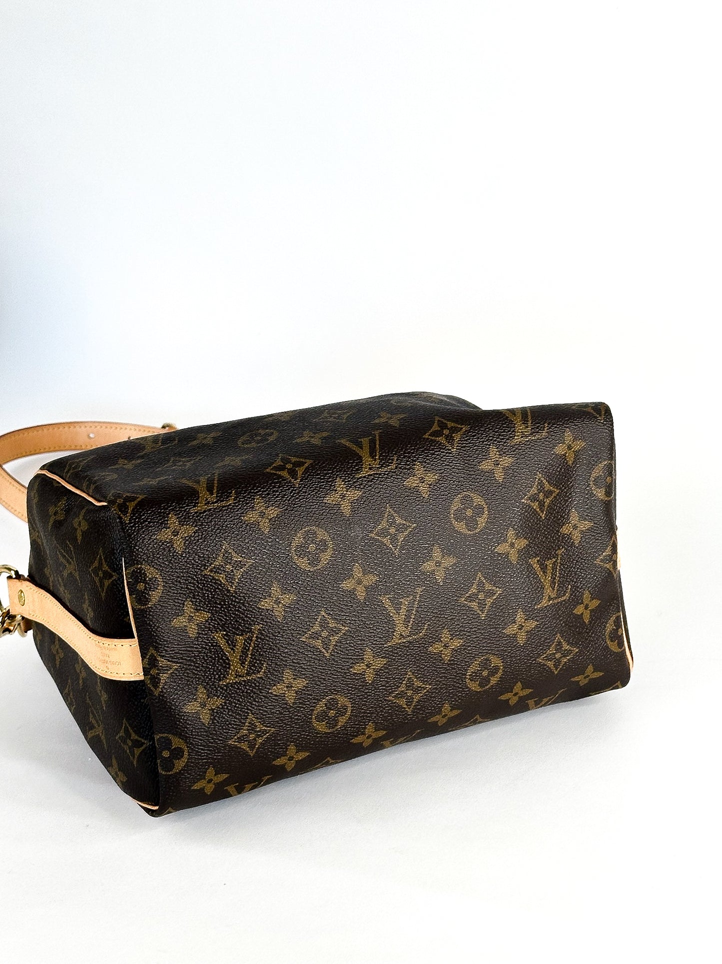 Louis Vuitton Monogram Speedy Bandouliere 25