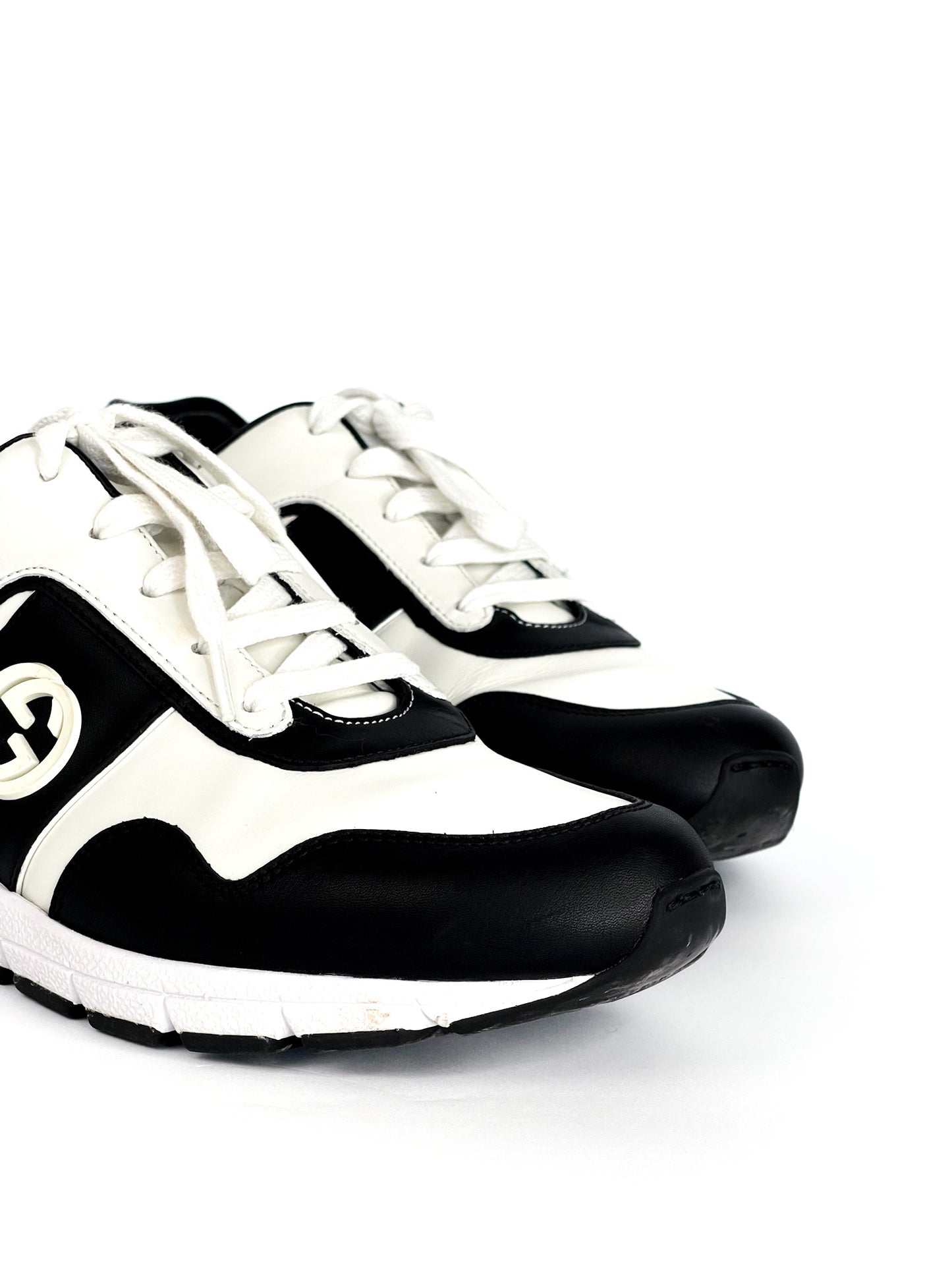 Gucci Calfskin Interlocking G Sneakers Black White Size 39