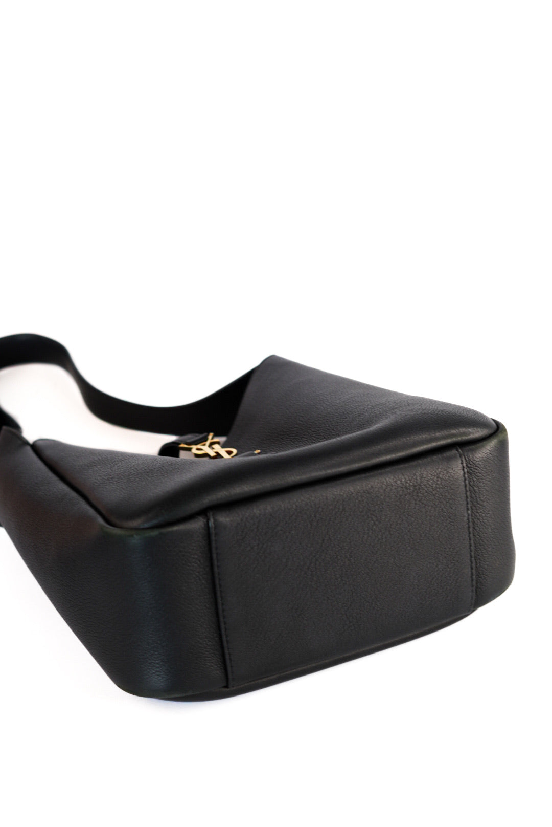 Saint Laurent Small Le 5 À 7 Supple in Grained Leather