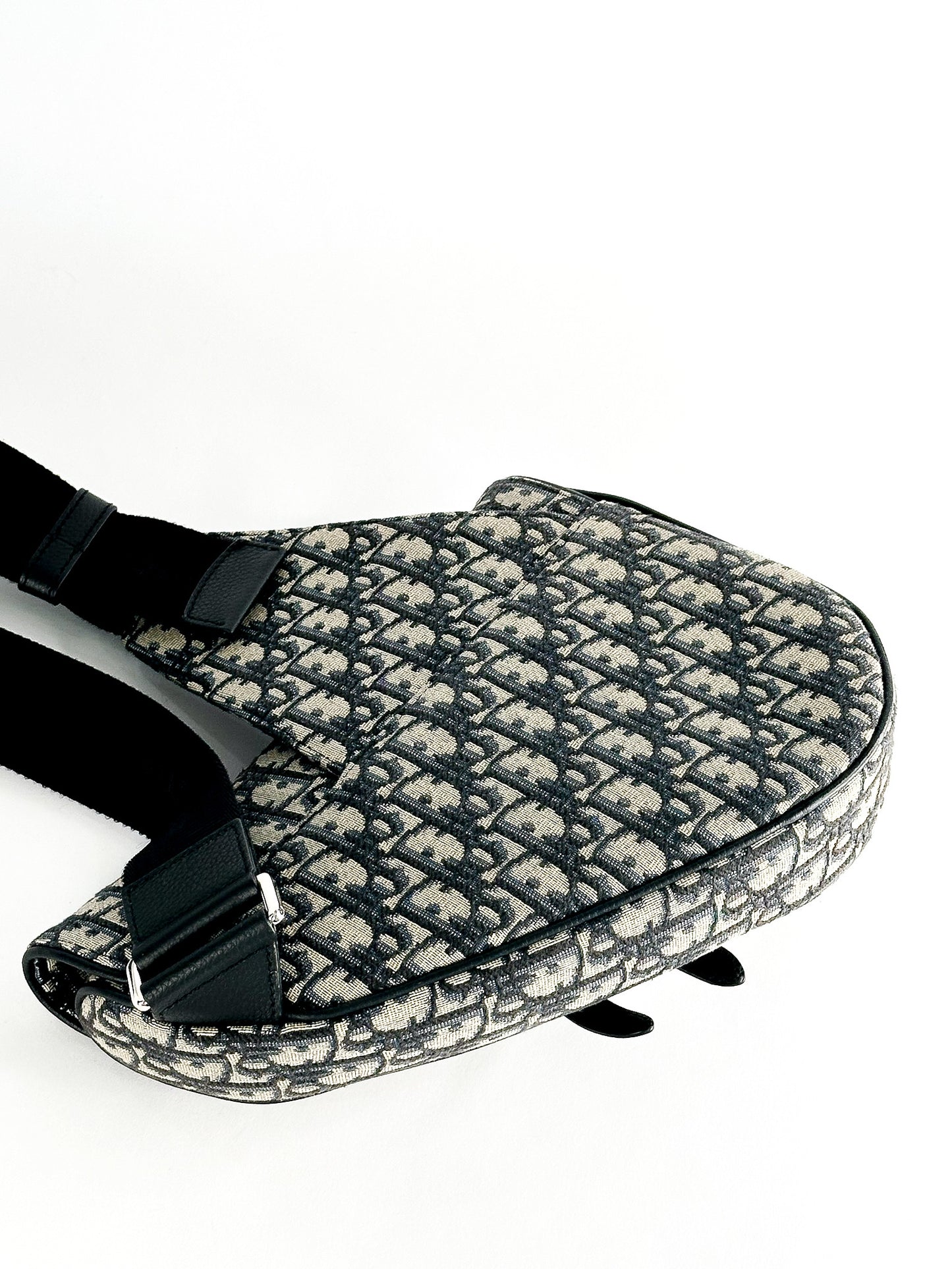 Christian Dior Saddle Bag
Oblique Jacquard