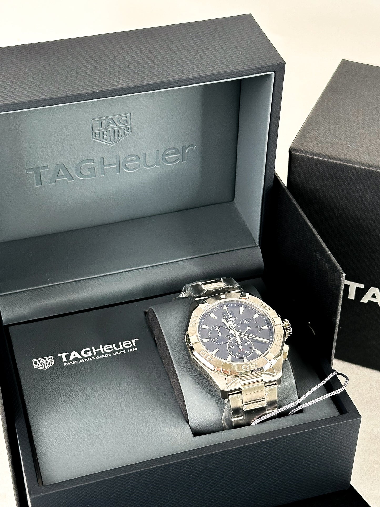 TAG HEUER Aquaracer 43mm Quartz
Chronograph Mens Watch
CAY1110.BA0927