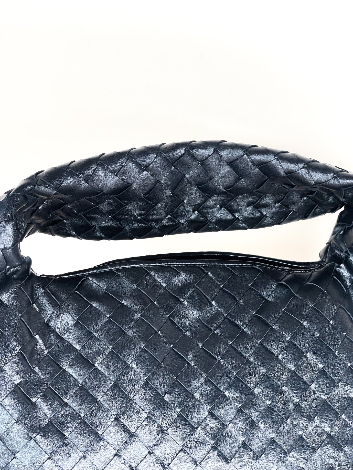 Bottega Veneta Hop Bag Small