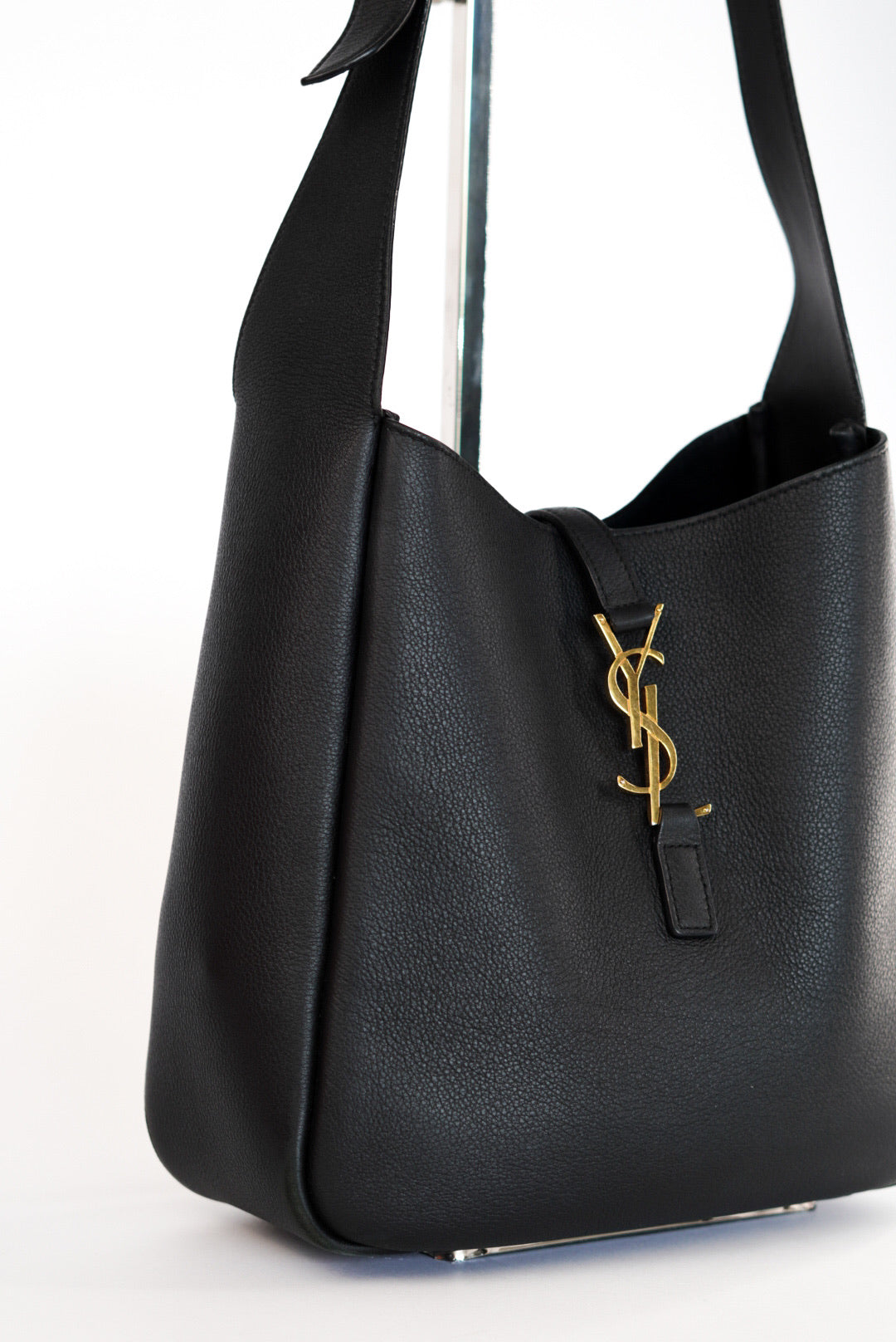 Saint Laurent Small Le 5 À 7 Supple in Grained Leather