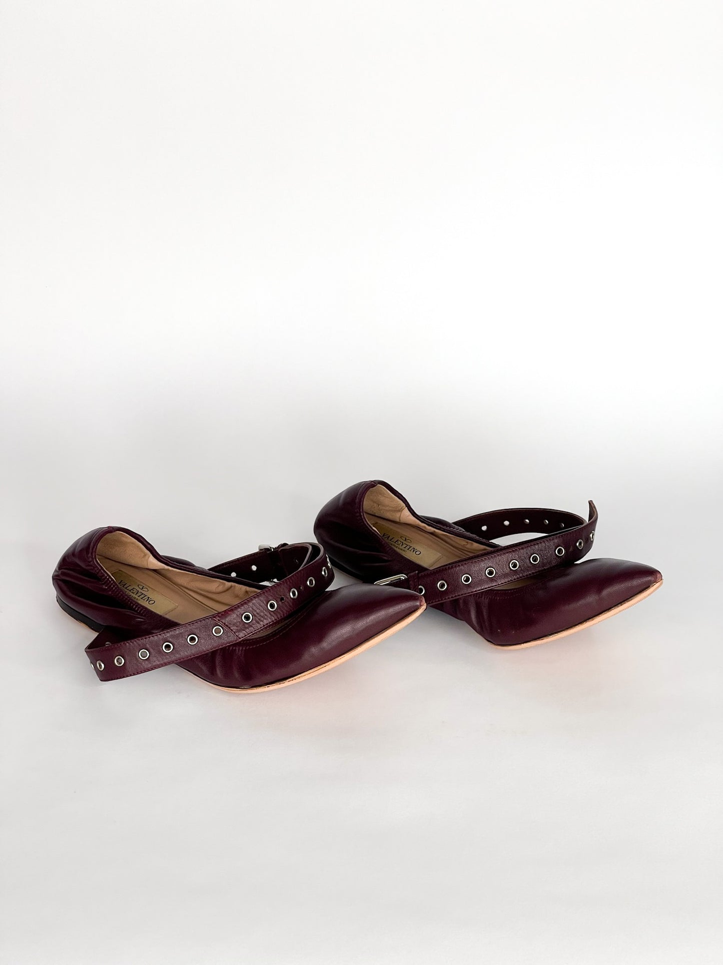 Valentino Garavani Love Latch Grommeted Leather Ankle-wrap Ballet Flats Size 37