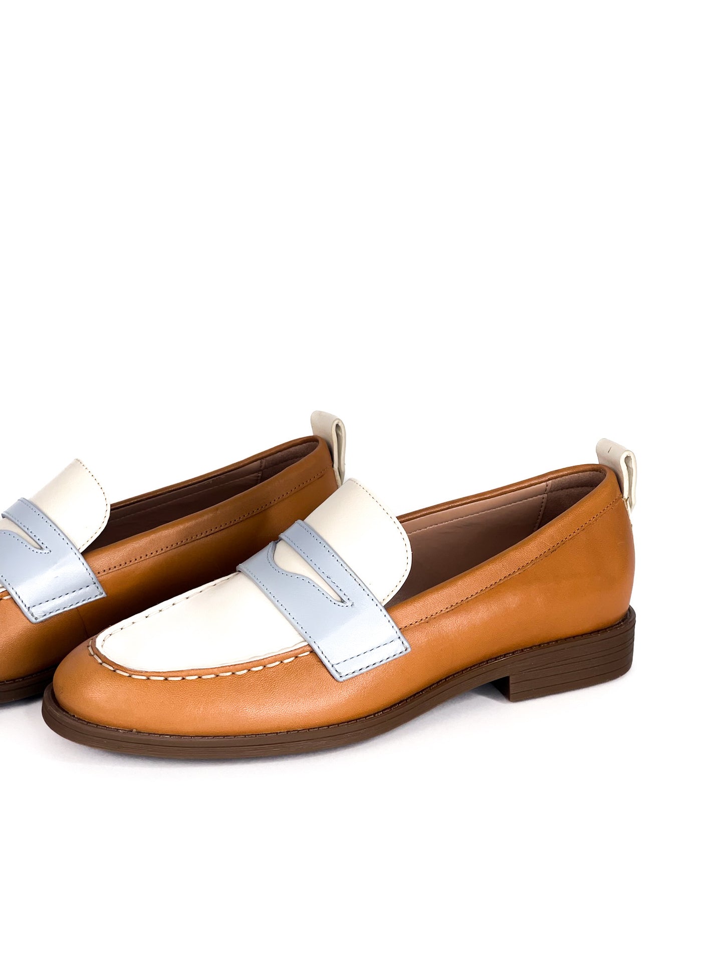 Cole Haan Leather Stassi Penny Loafer Brown & White Size 6