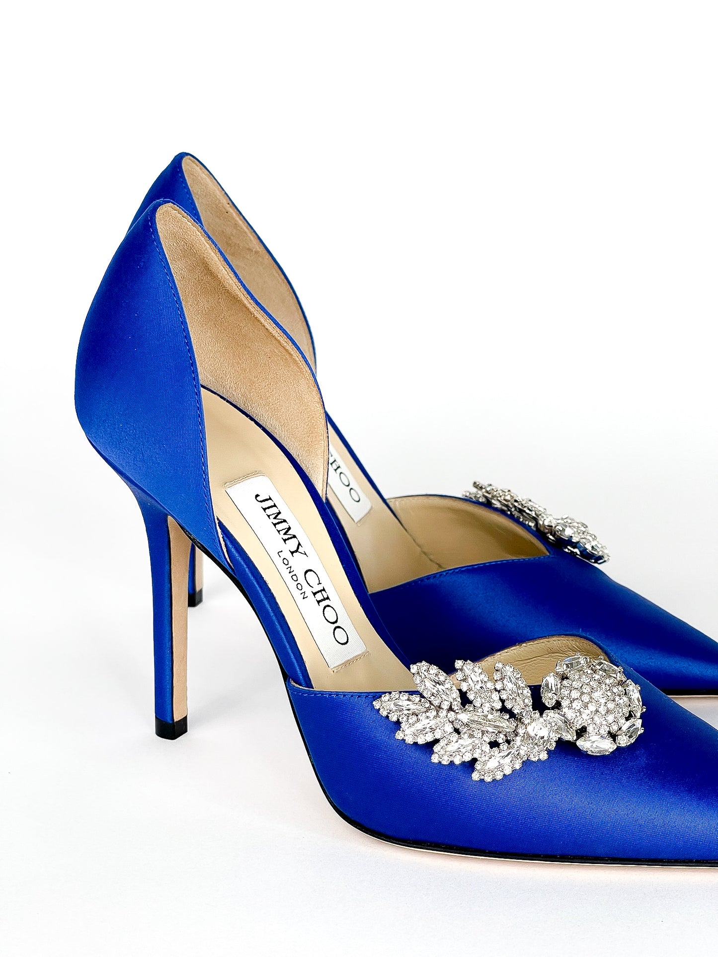 Jimmy Choo Blue Satin Crystal
Embellished D'ORSAY Heels Pump Size
35 fits 36