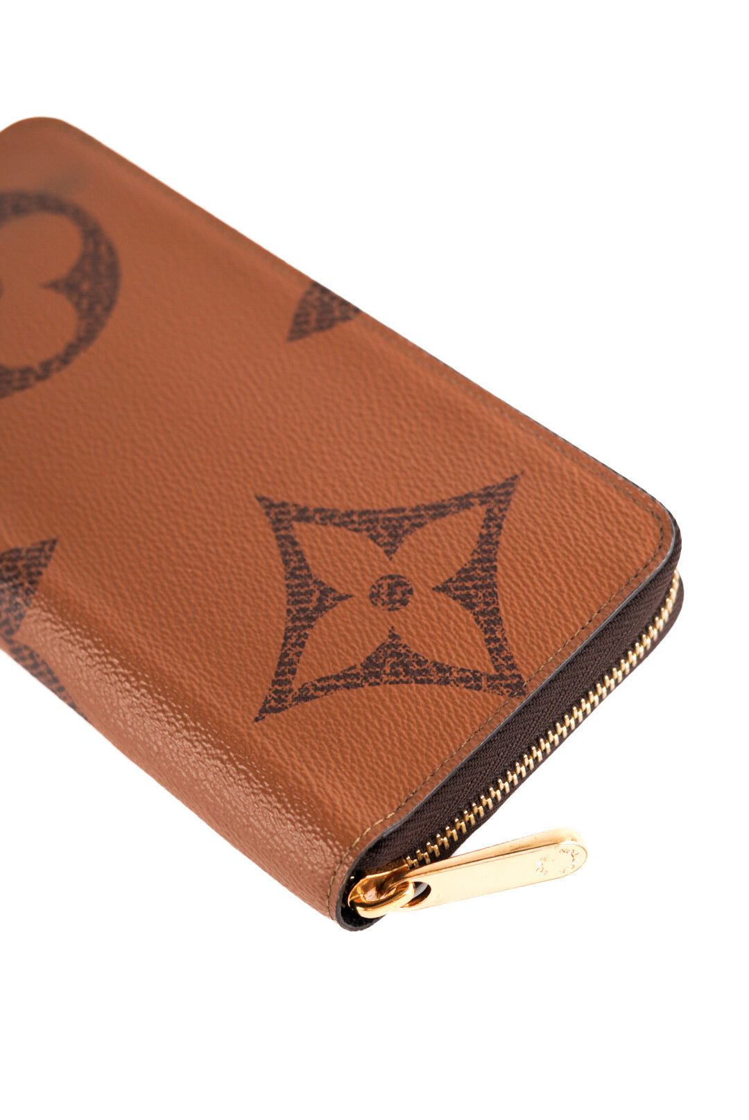 Louis Vuitton Giant Monogram Reverse Zippy wallet