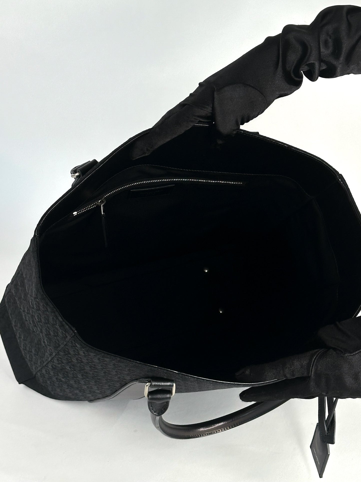 Saint Laurent Toile Classic Monogram Tote Bag Black