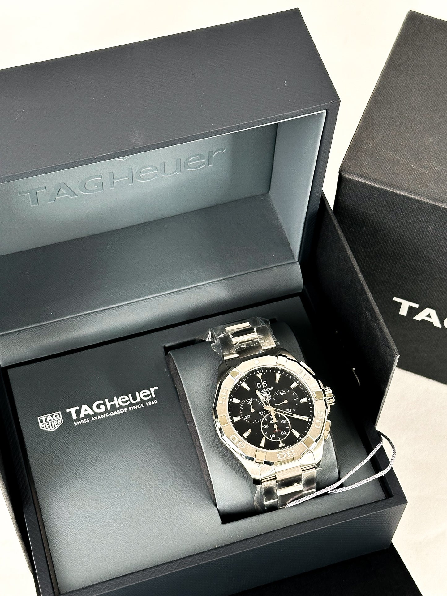 TAG HEUER Aquaracer 43mm Quartz
Chronograph Mens Watch
CAY1110.BA0927