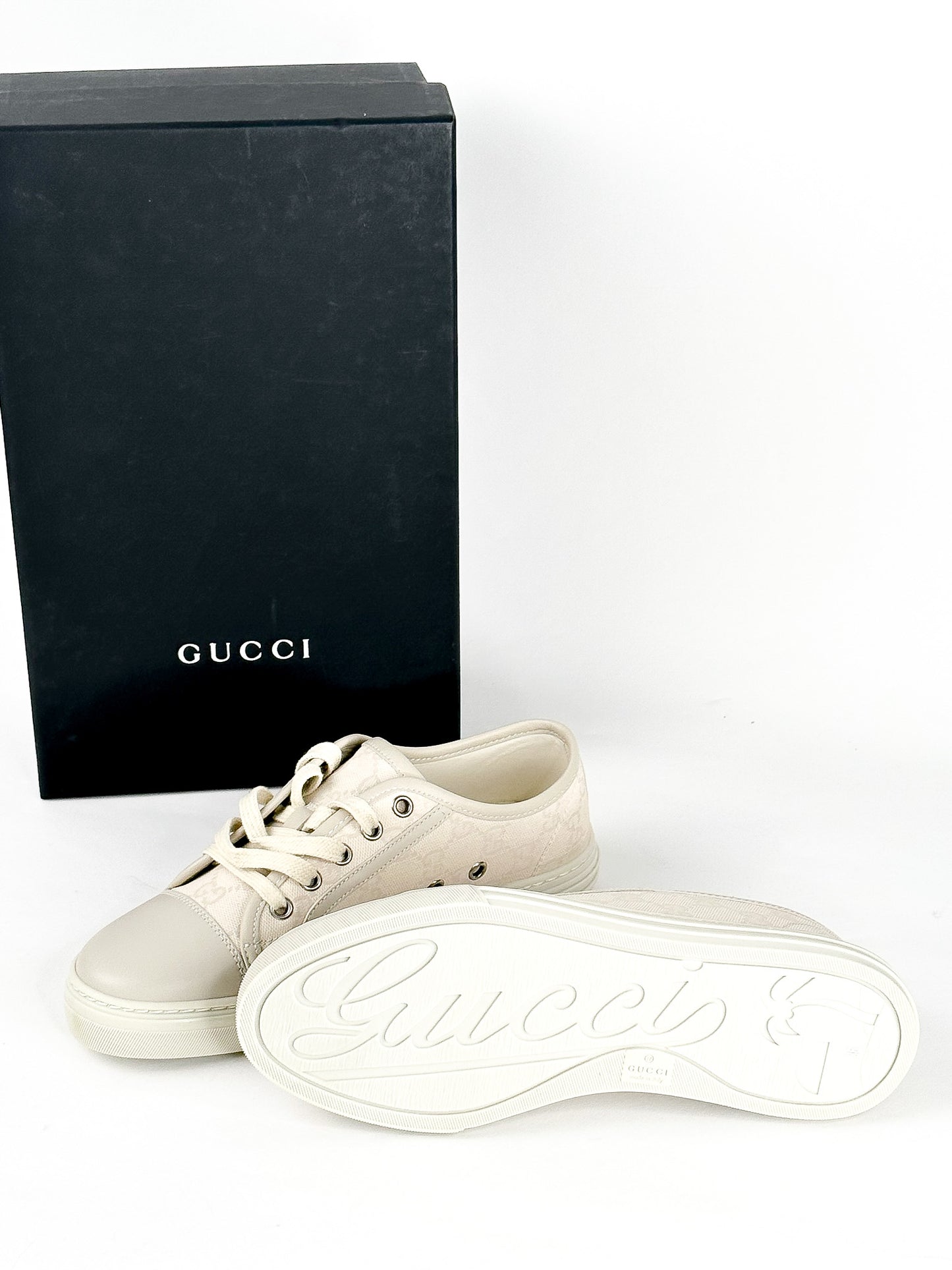 Gucci White/Grey GG Canvas and Leather Low Top Sneakers Size 36