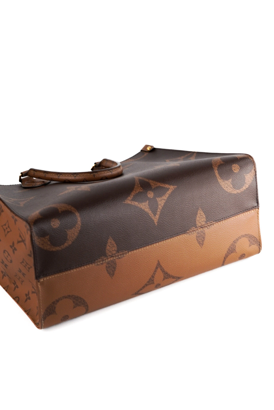 Louis Vuitton Reverse Monogram Giant Onthego MM