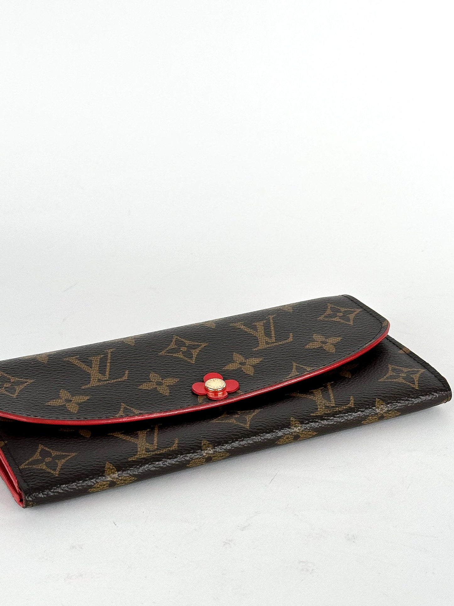 Louis Vuitton Monogram Portefeuille Emily Flower Motif
Bifold Long Wallet Poppy Red