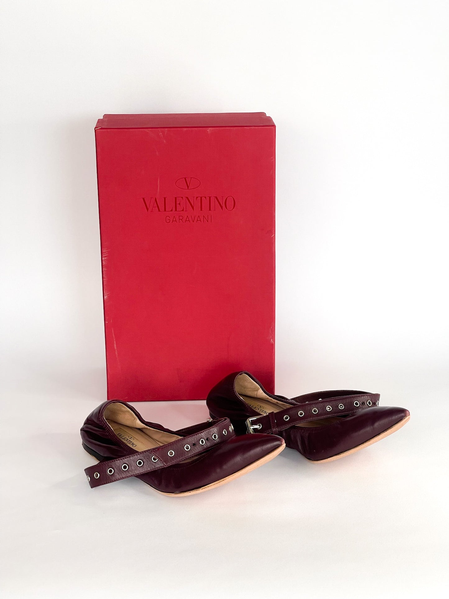 Valentino Garavani Love Latch Grommeted Leather Ankle-wrap Ballet Flats Size 37
