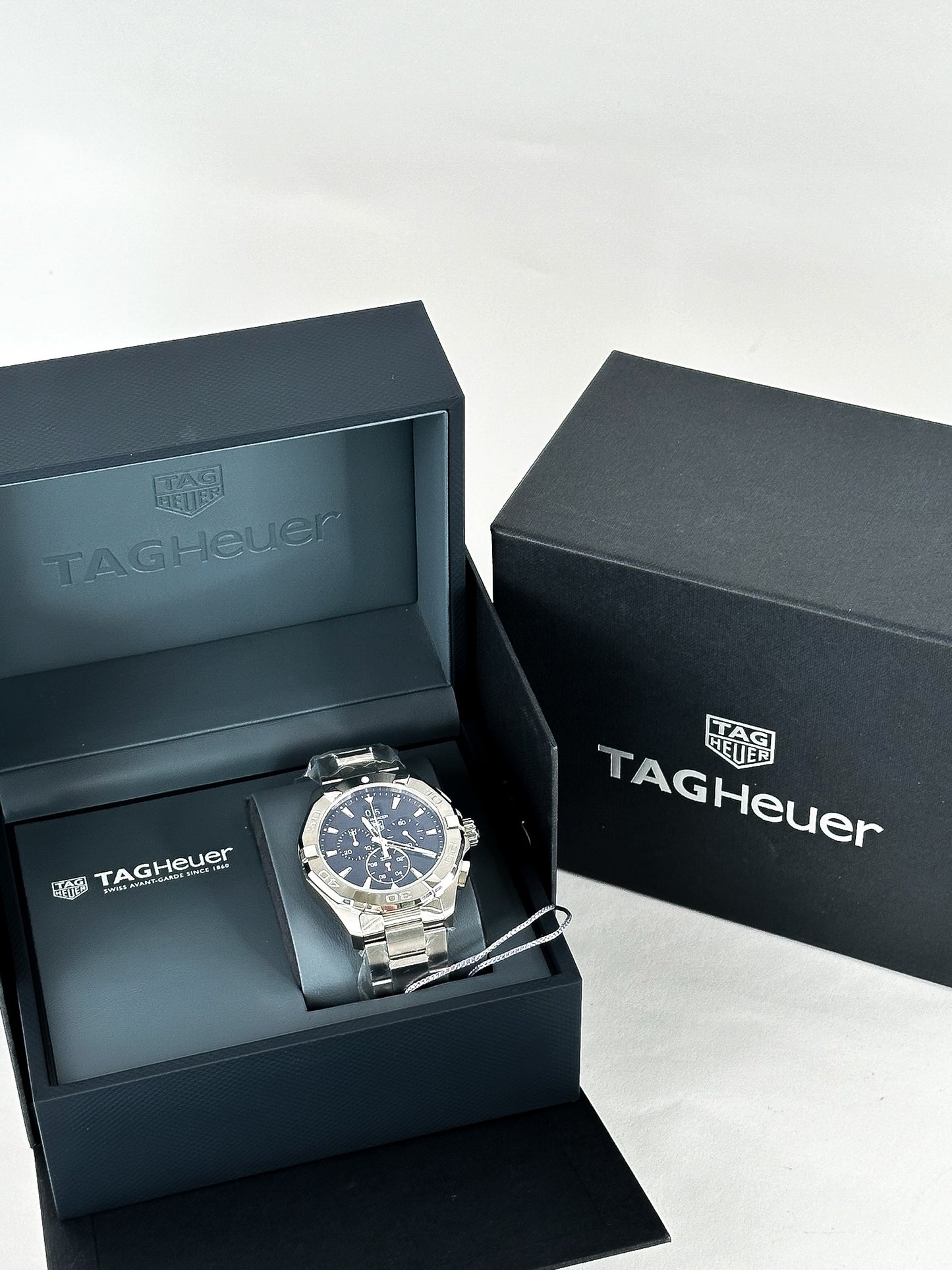TAG HEUER Aquaracer 43mm Quartz
Chronograph Mens Watch
CAY1110.BA0927