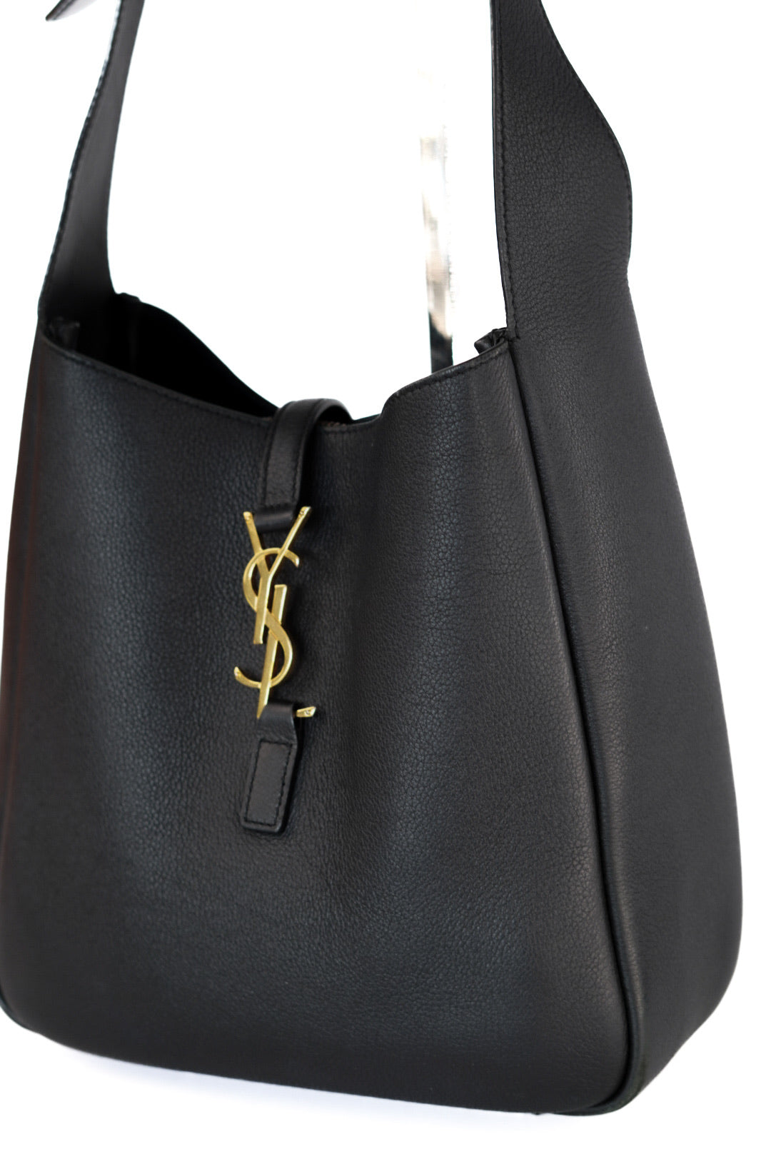 Saint Laurent Small Le 5 À 7 Supple in Grained Leather