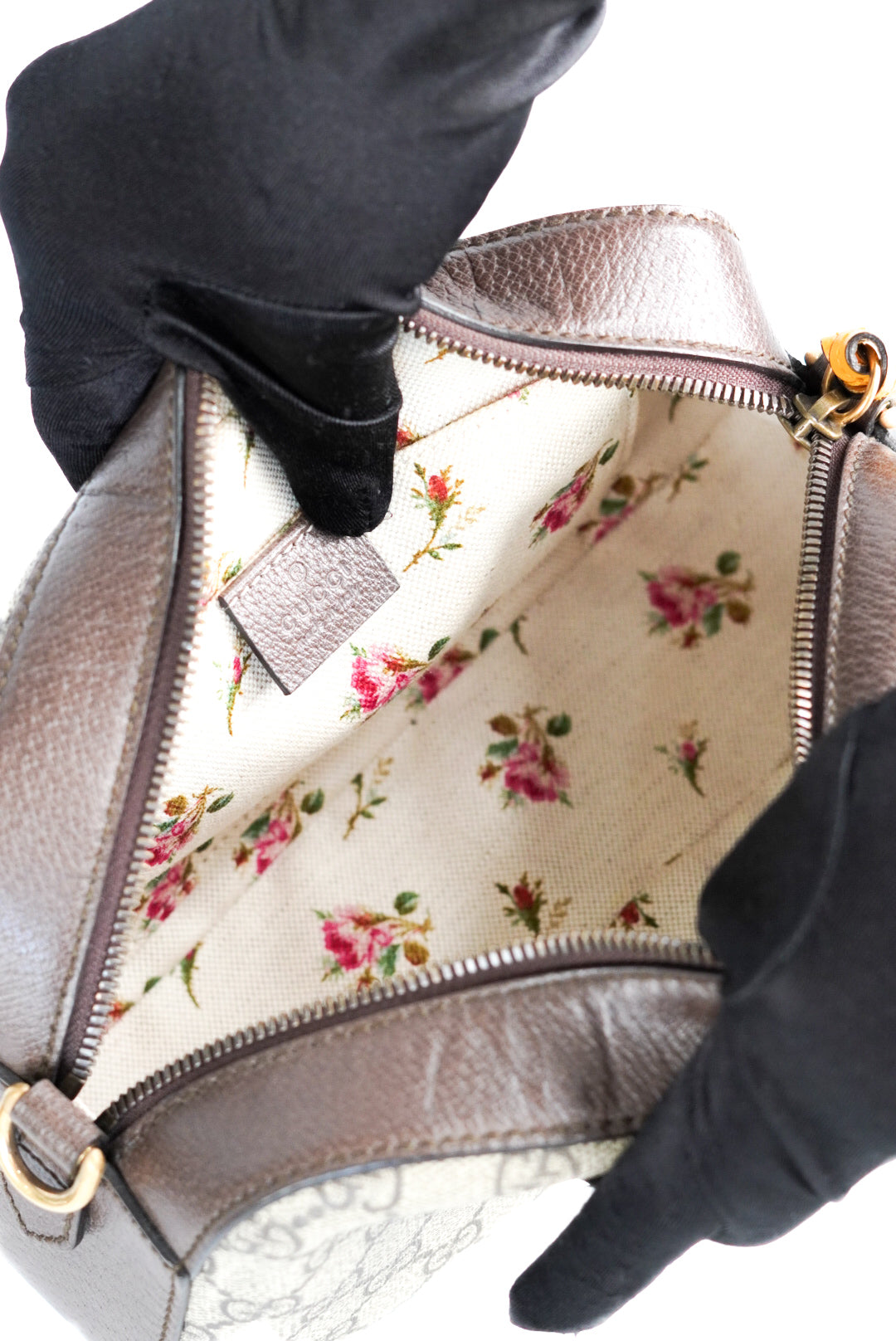 Gucci Multicolor GG Supreme Canvas and Leather Blooms Dionysus Wallet On Chain
Limited Edition