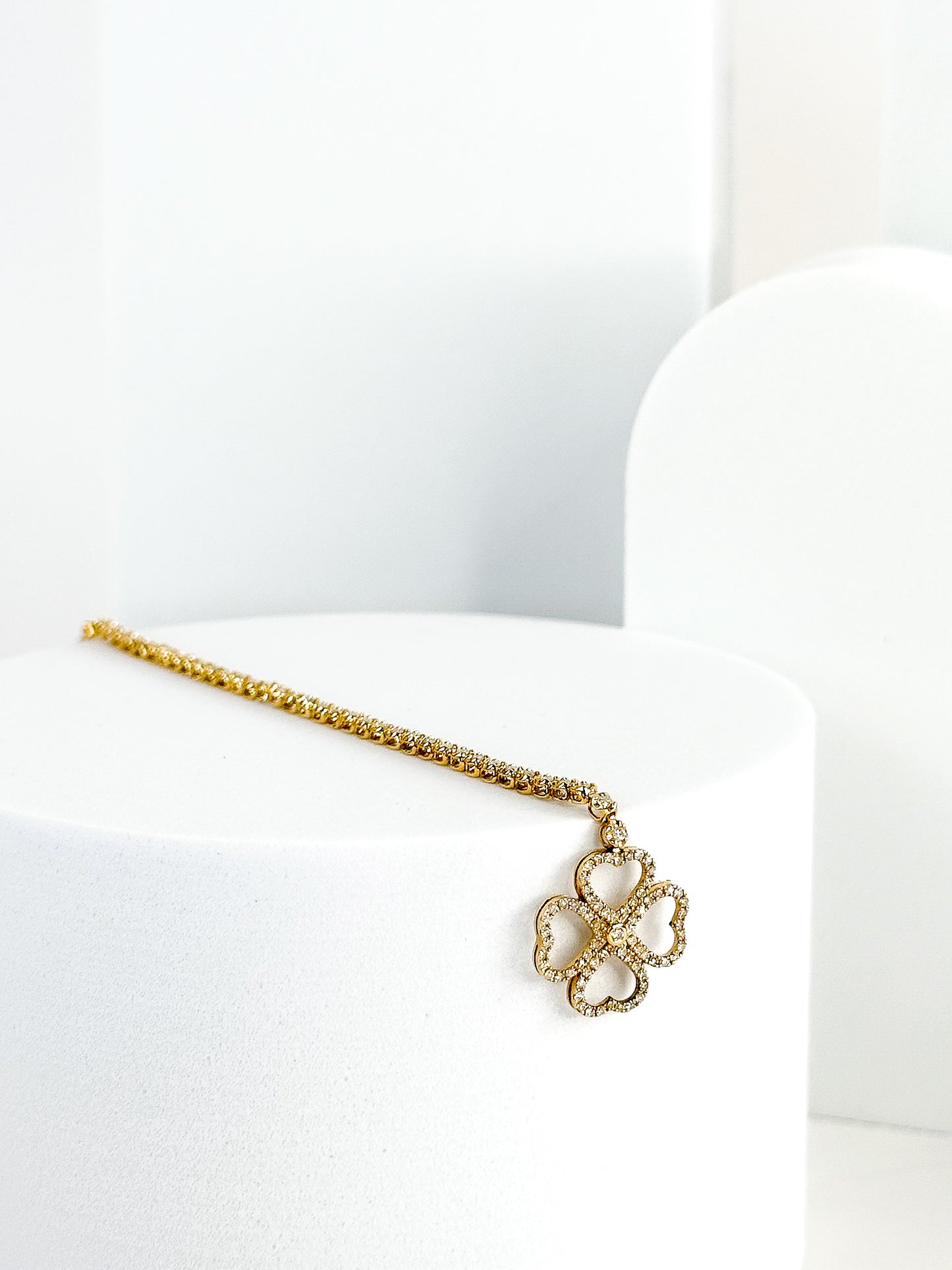 18K Gold Four Leaf Clover Diamond Bracelet