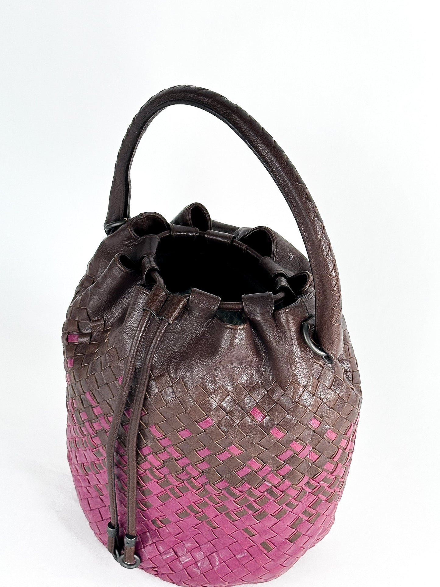 Bottega Veneta Intrecciato Nappa Leather Drawstring Medium Bucket Bag