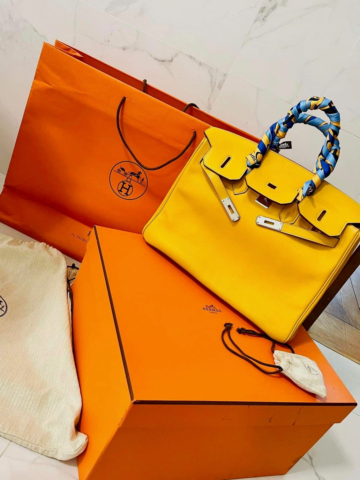 Hermes Birkin 35 Bag Jaune de Naples Novillo Leather Gold Hardware