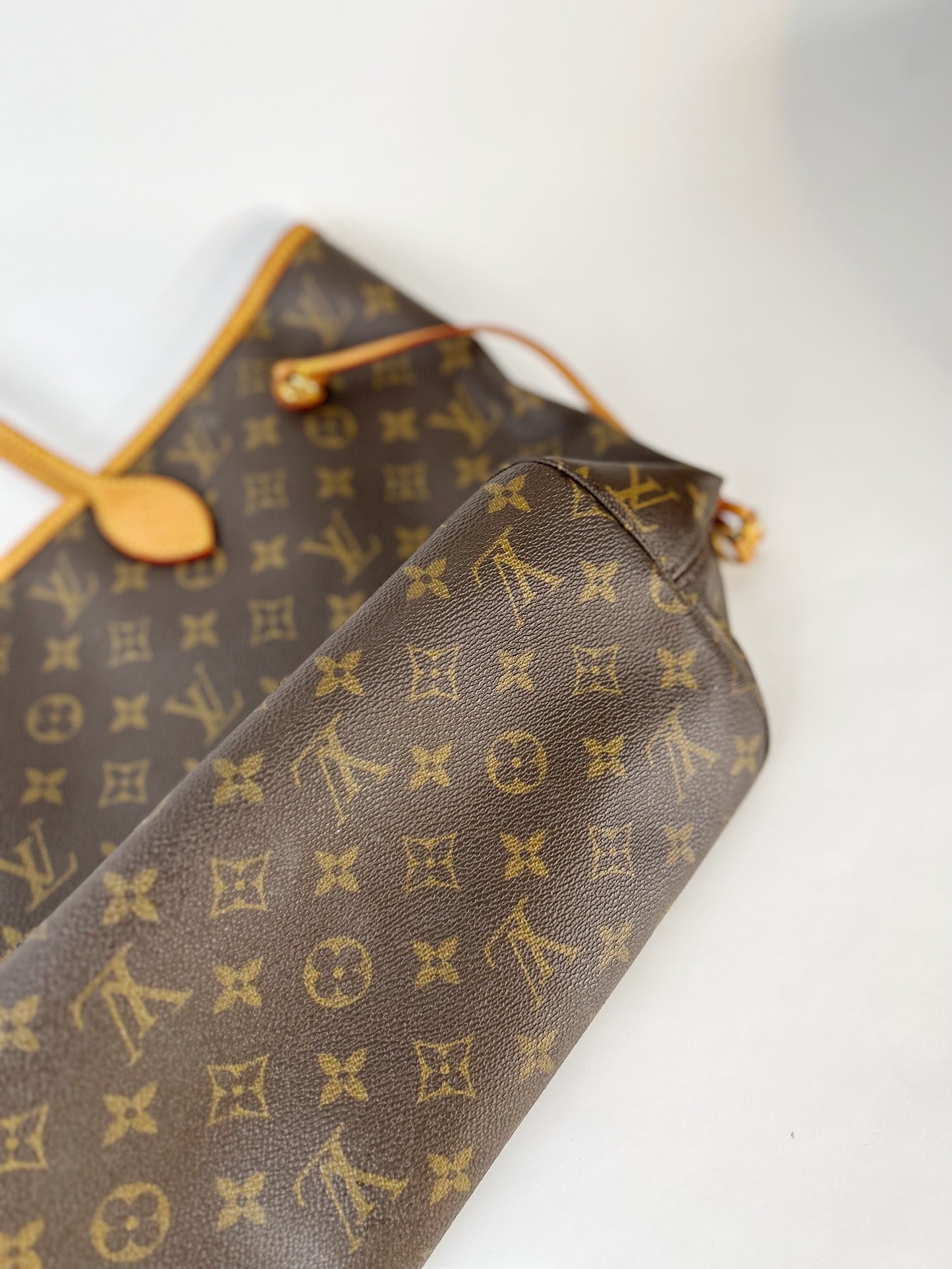 Louis Vuitton Neverfull MM