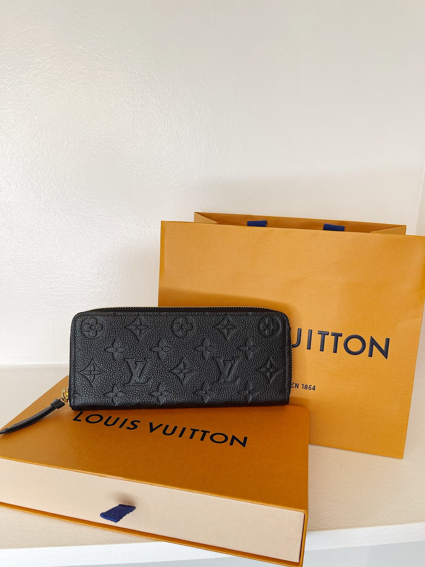 Clémence Wallet