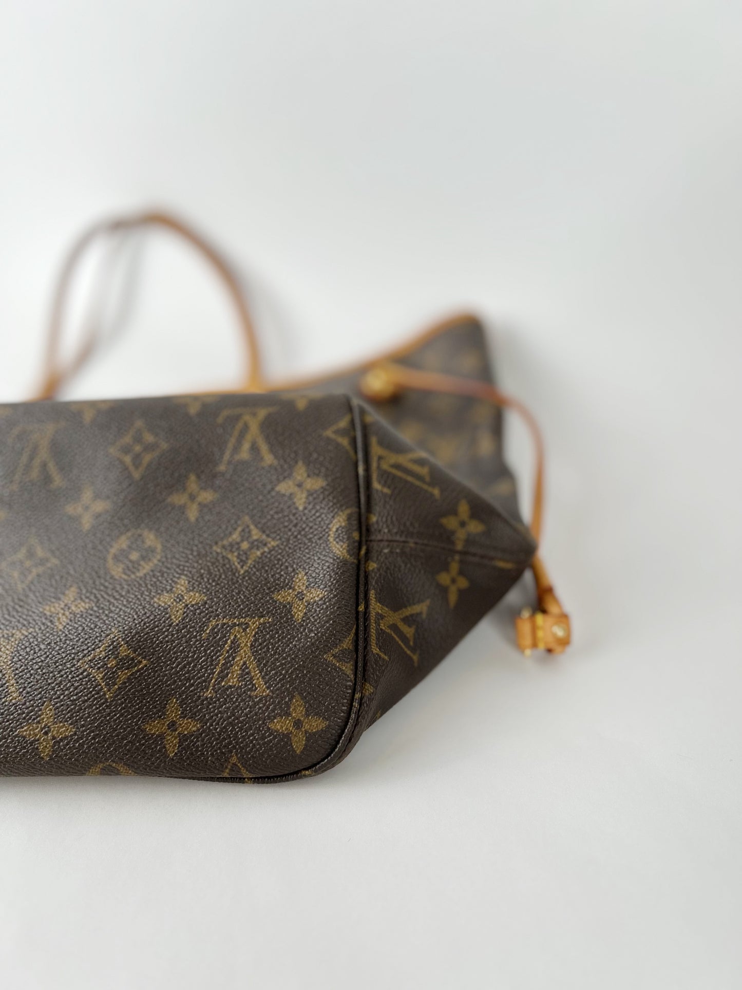 Louis Vuitton Neverfull MM